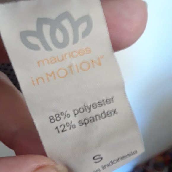 Maurices In Motion Razorback Workout Tank Ladies Size Small - Picture 4 of 5